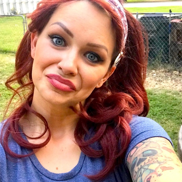 Meet your Posher, Megan **NEW ITEMS!! - Picture 4 of 16